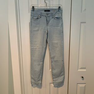 Level 99 jeans. Lily crop. Skinny straight. Size 27. Light blue. EUC.
